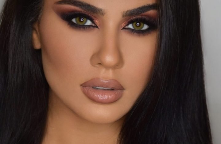 YOUMI ، سيّدة أعمال لبنانيّة تُعدّ من أصغر سيّدات الأعمال النّجاحات في لبنان والوطن العربيّ.
