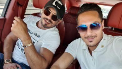 علاقة صداقة قوية تجمع بين رجل الأعمال شفيق نور الدين والمصمم محمد غياض
