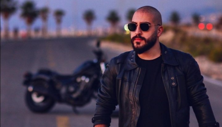 رامي مراد يطلق أولى أغانيه ” ولا يهمك”