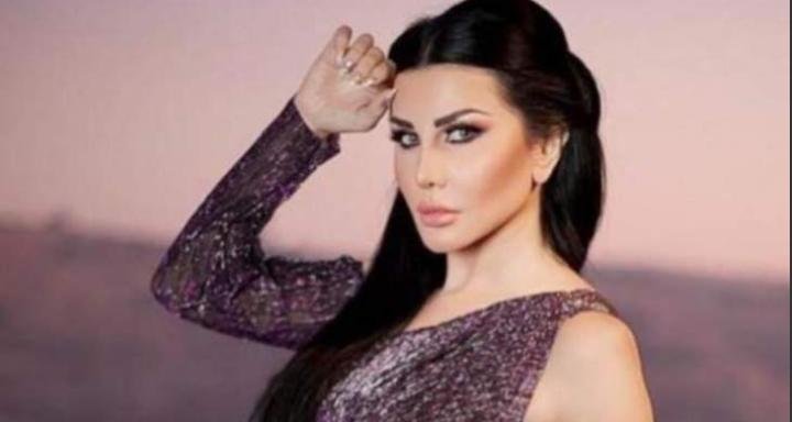 جيني إسبر تصدم متابعيها بحديثها عن أحزانها العميقة