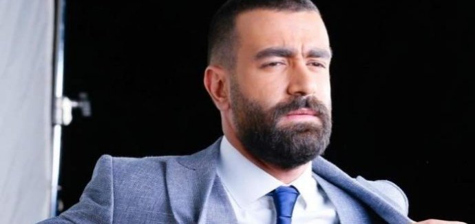بعد إنتقاده المشاهير الذين ينشرون صور تلقيهم لقاح كورونا.. جيري غزال يوضح إن كان يقصد أنابيلا هلال