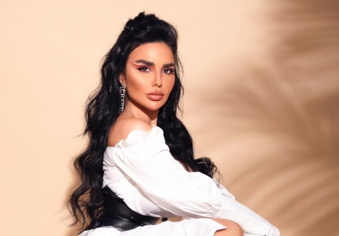 الموديل ميرا تعود الى الساحة الفنية بقوة