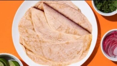 “Paprika Bread” احد اشهى الوجبات المقدمة من “Belicious Bakes”