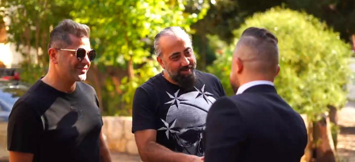 المخرج العالمي بلال زيبارة رفقة السيد بدر حسون في قريته البيئية…