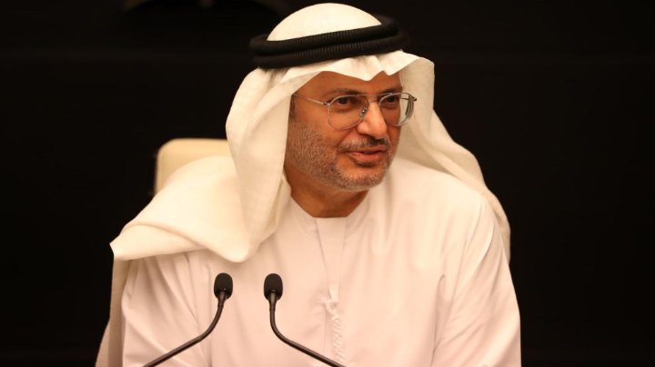الإمارات: النظام العالمي يتغير والمنطقة ليست “إسرائيل” وإيران