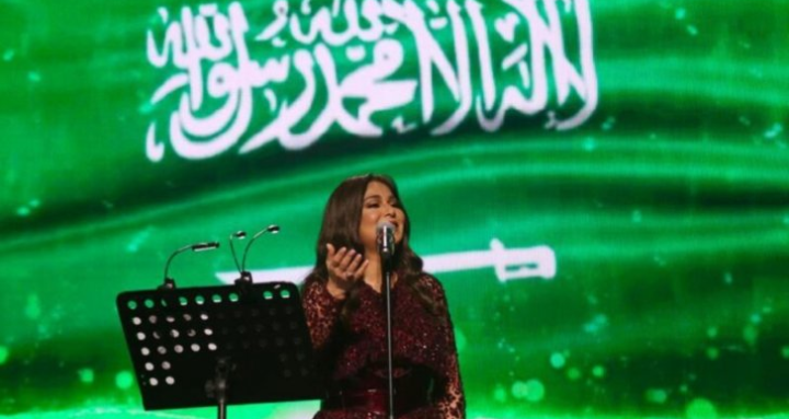 نوال الكويتية تشعل الأجواء في السعودية وتتصدر الترند