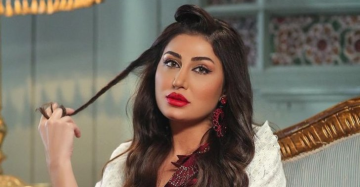 هبة نور بإطلالة كلاسيكية تخطف الأنظار