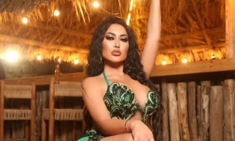 راشيل مدلج بإطلالة مميزة في أحدث جلساتها التصويرية