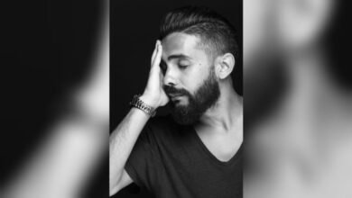 الملحن رامي الشافعي يخطف الأنظار بعد تأدية قصيدة “فقدت نفسي”