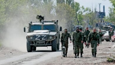 روسيا تقصف مواقع أوكرانية بأسلحة عالية الدقة وكييف تبدأ استخدام القنابل العنقودية