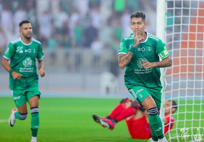 فيرمينو يدخل التاريخ في افتتاح مباريات الدوري السعودي