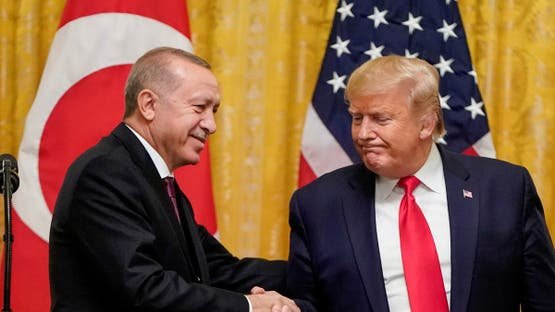 ترامب يحضّ إردوغان على وقف شراء النفط الروسي