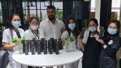 خبير الشعر أحمد سليمان يزور صالون شادن بمدينة حائل: إطلاق منتج “أوكسي موس” في أكبر مركز تجميل بالمنطقة