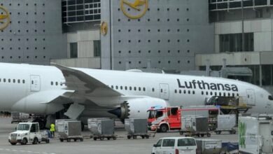 طائرة بوينغ 787 تسقط في مطار ألماني بعد 4 أشهر فقط من الخدمة