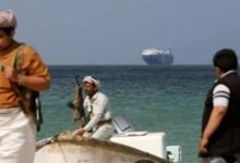 أسوشيتد برس: الحوثيون يعلنون سيطرتهم على ميون وتهديد الملاحة
