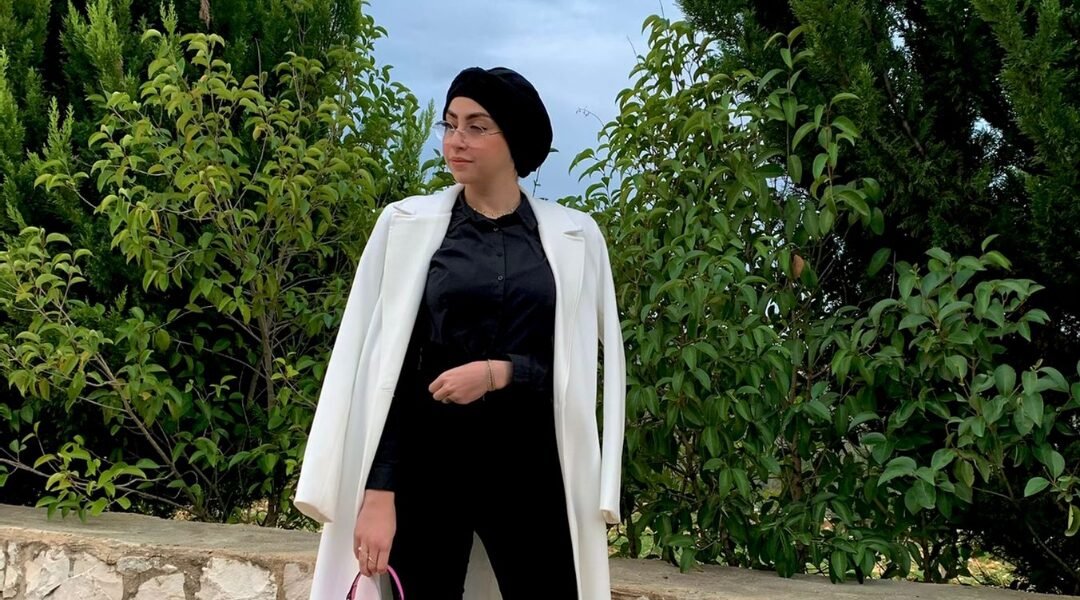البلوجر اللبنانية حياة نورالدين تصل الى مئة الف متابع على “أنستغرام”