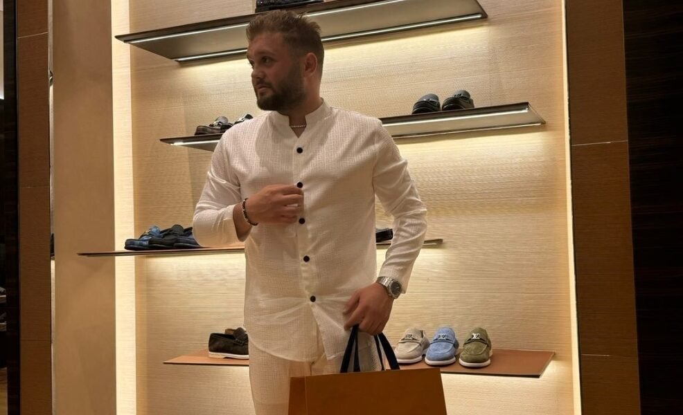 “Beirut Billionaire”: حساب إنستغرام يكشف حياة الرفاهية في بيروت بسؤال “What do you do for a living?”
