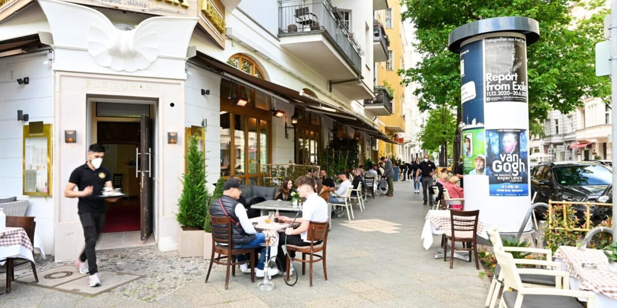 بعد رفع حظر التجول في ألمانيا.. مطعم فينسيا- برلين “Restaurant Phoenicia” إلى الساحة مجدداً