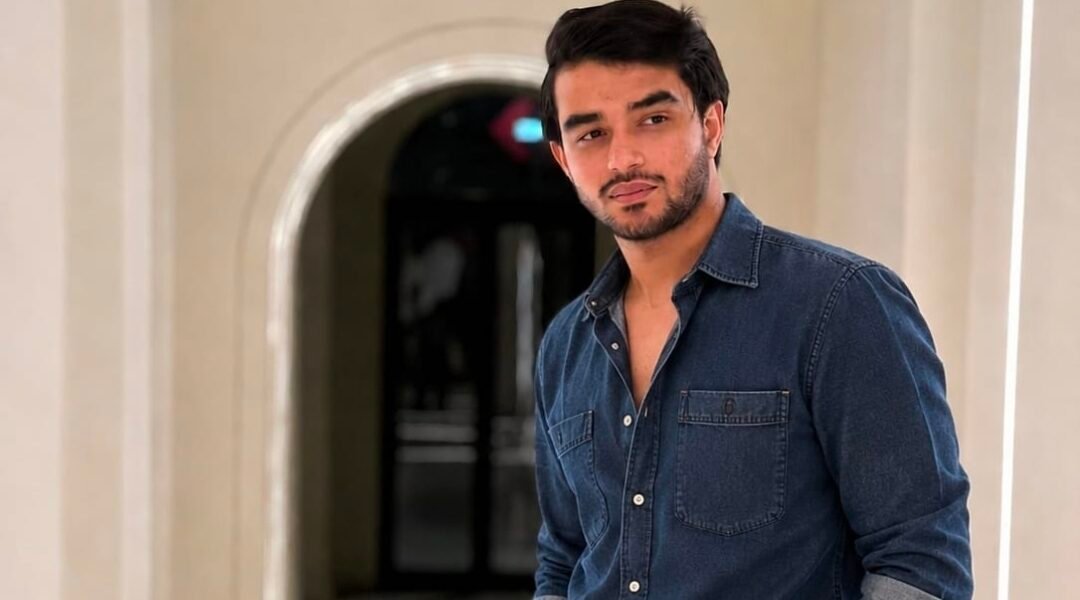 خالد الفايد يستعد لإطلاق “لغة العيون” بتوقيع ArabSong Production