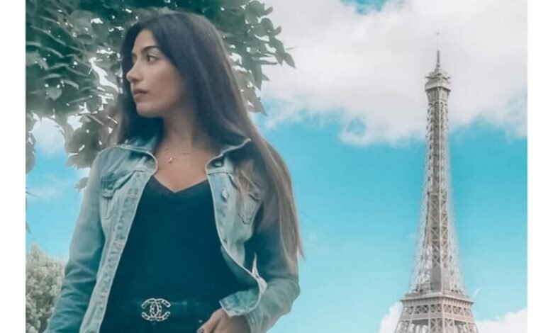 عارضة الازياء “Elsa Boulos” تخطف الأنظار من باريس